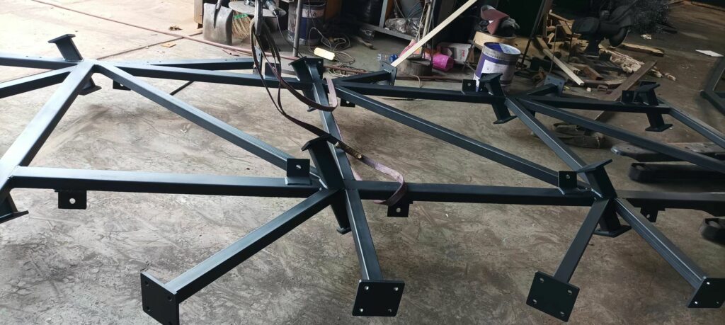 Boulder wall steel frame structure Surface spray paint