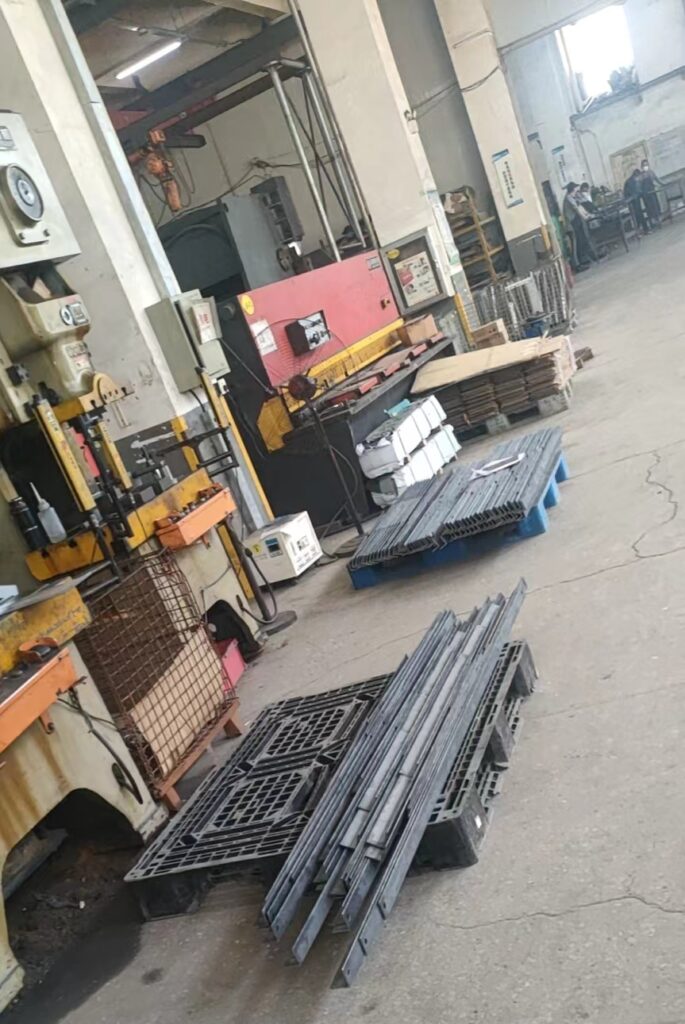 Raw material CNC cutting , first step for producing steel frame structure